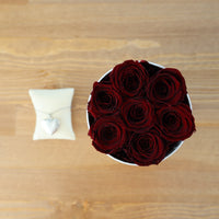 7 Deep Red Roses with Silver Necklace Home Gifts Leleyat Fleur