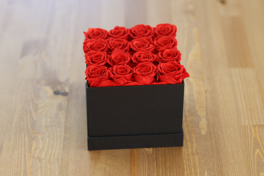 Leleyat Flower Box - 16 Forever Red Roses Preserved to Last Over a Year in Black Box Home Gifts Leleyat Fleur 